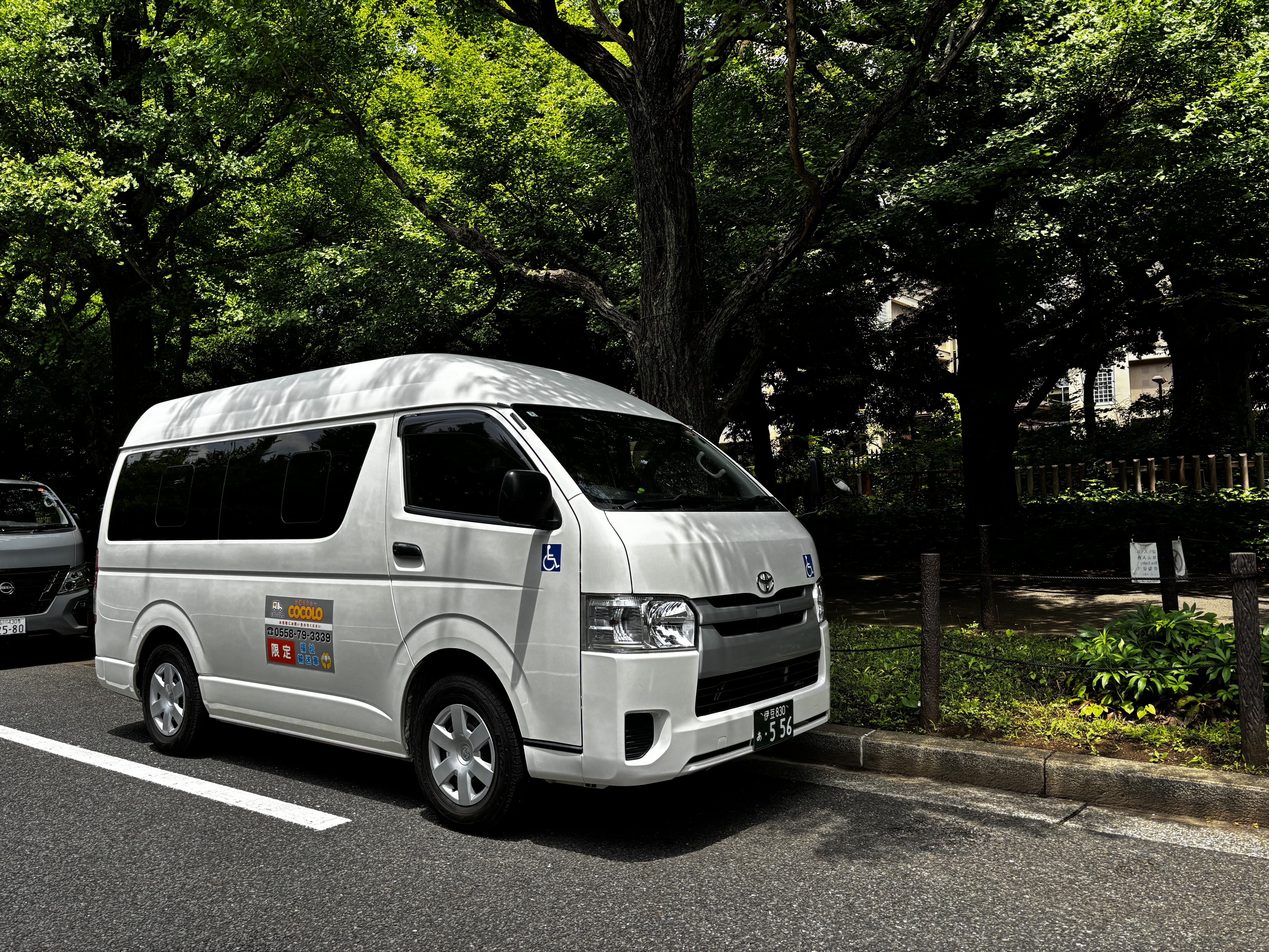 タクシー運転手という新たな職業選択肢！看護師・介護士のあなたを応援します